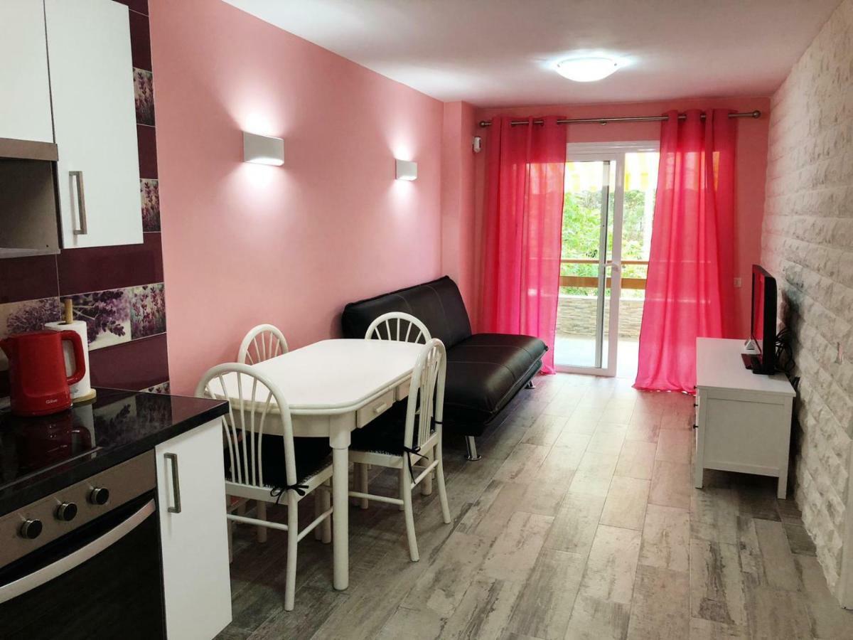 Lovely 1-Bedroom Apartment With A Big Terrace, Las Americas, Tenerife Arona  Εξωτερικό φωτογραφία